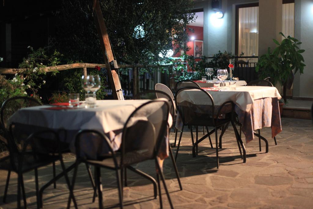 Tenuta Terre Di Bosco Oasi Di Relax Nel Cilento San Giovanni a Piro Luaran gambar