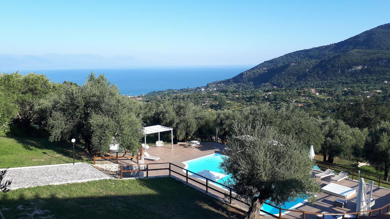 Tenuta Terre Di Bosco Oasi Di Relax Nel Cilento San Giovanni a Piro Luaran gambar